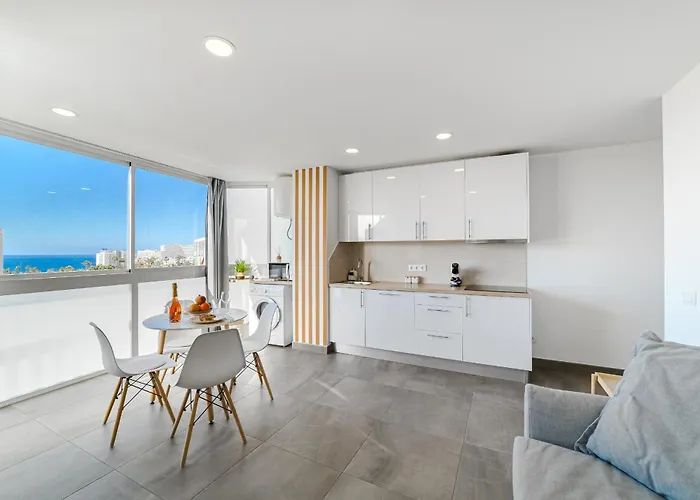 Daire Pambnb Playa De Americas 1br With Pool